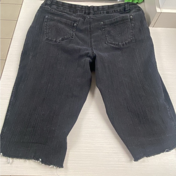 3 pairs of plus cropped pants (good- fair preowned condition*read description) - Picture 11 of 16